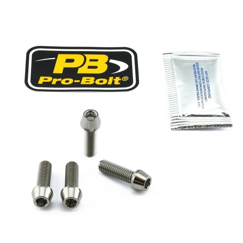 Axle Pinch Bolt Kit Titan, Front