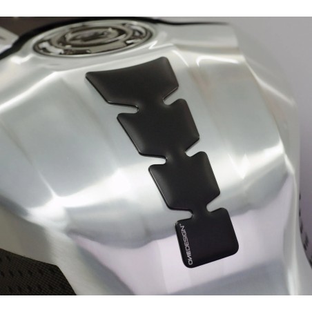 Protection de réservoir en résine douce au toucher