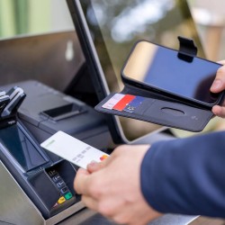 Coque de téléphone à rabat magnétique