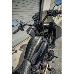 Tableau de bord en fibre de carbone